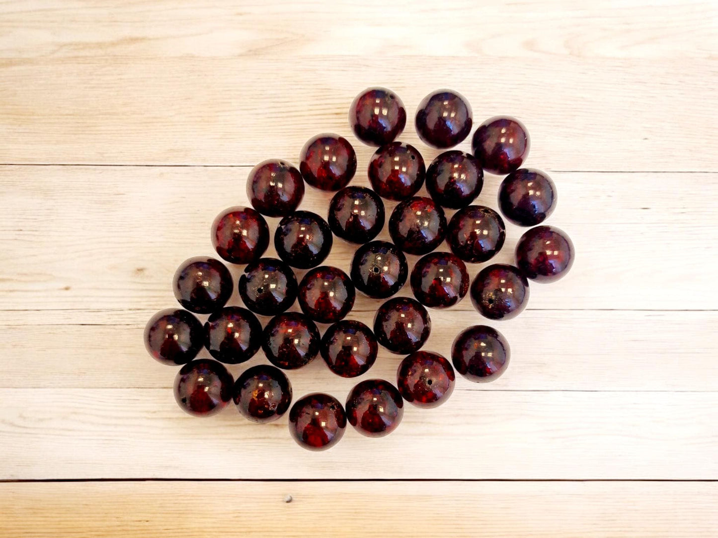 Polished Baltic Amber Beads: Dark Cognac Round Gemstone (5pcs)