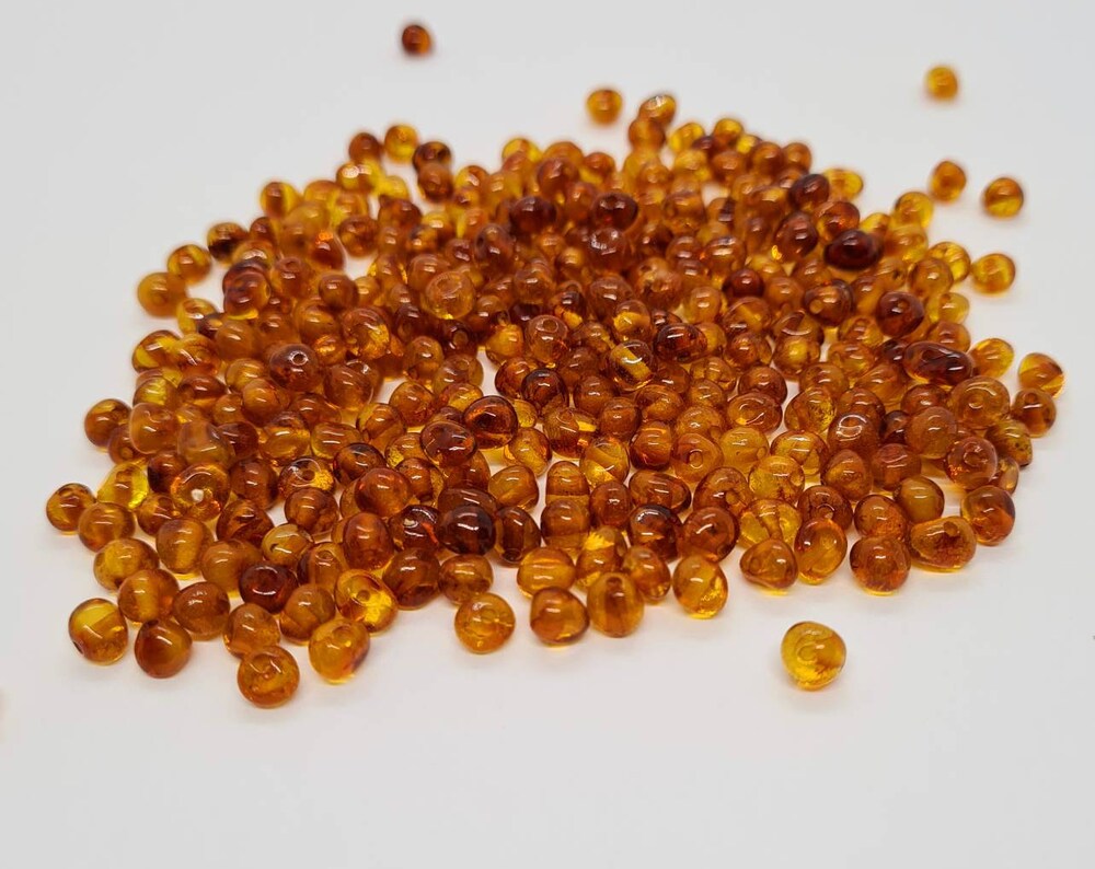 200 pcs Baltic Amber Loose/ Natural Baltic Amber / Amber beads/ beads 4-5mm / Polish Cognoc