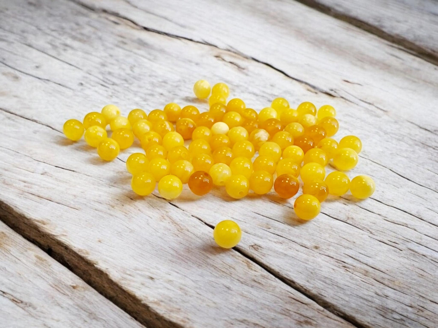 Polished Yolk Baltic Amber Beads: 5-5.5mm Round Loose Beads