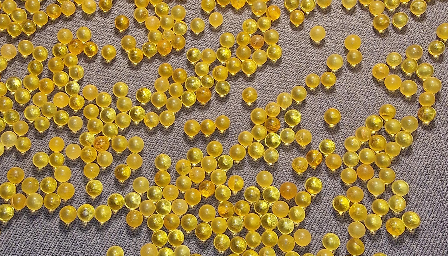 Polished Lemon Baltic Amber Beads: 5mm Round, No Hole (20pcs)