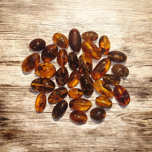Polished Baltic Amber Olive Beads: Mixed Color, 20pcs (6-8mm -- 11-17mm)