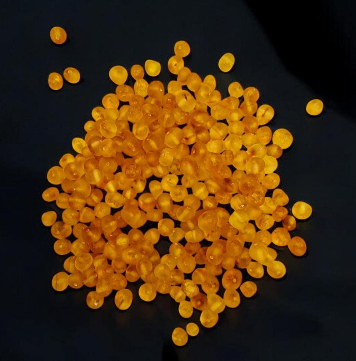 Raw Honey Baltic Amber Beads: Baroque Style, 6-7mm, 40pcs